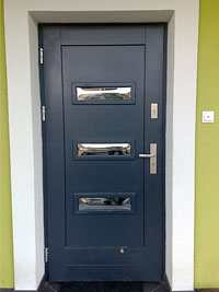 Drzwi drewniane zewnętrzne DZ-22
